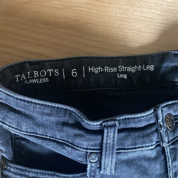 Talbots Flawless Black Jeans: High-Rise Straight Leg - Picture 2 of 3